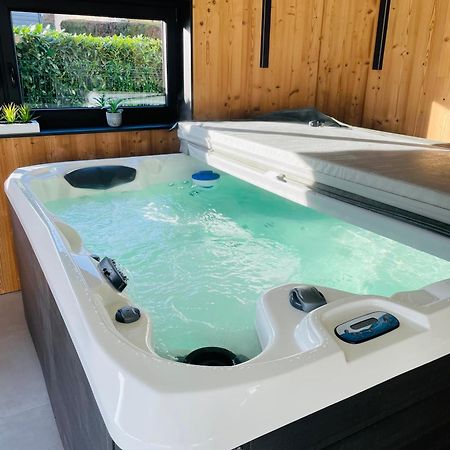 Maison Gite Chez Nounou Sauna Jacuzzi Jardin Arbore Etting Bagian luar foto