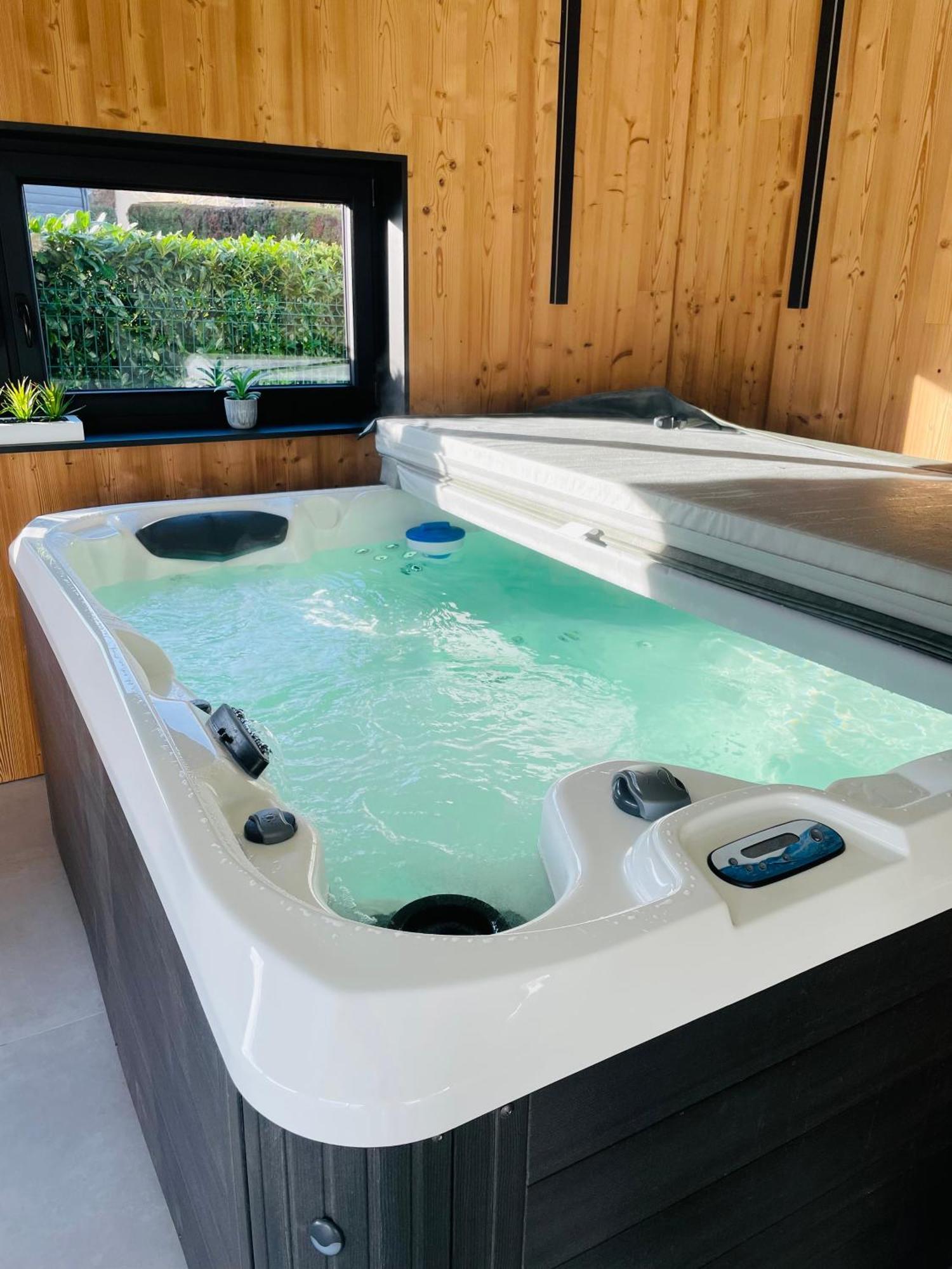 Maison Gite Chez Nounou Sauna Jacuzzi Jardin Arbore Etting Bagian luar foto